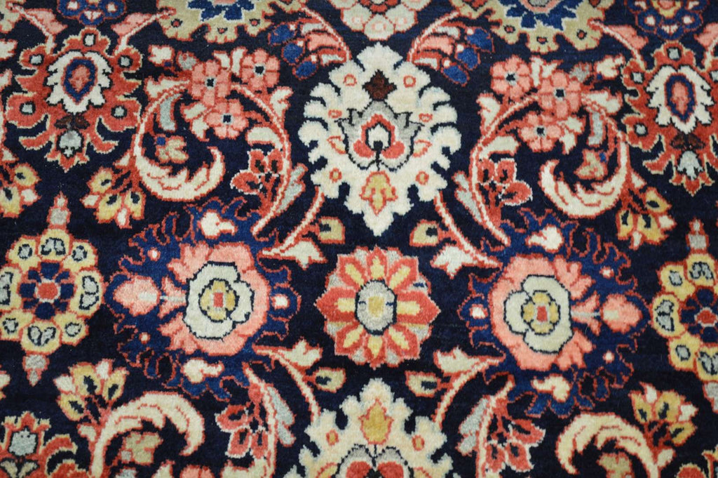 4' 8" x 10' 0" Persian Sarouk Rug image 2