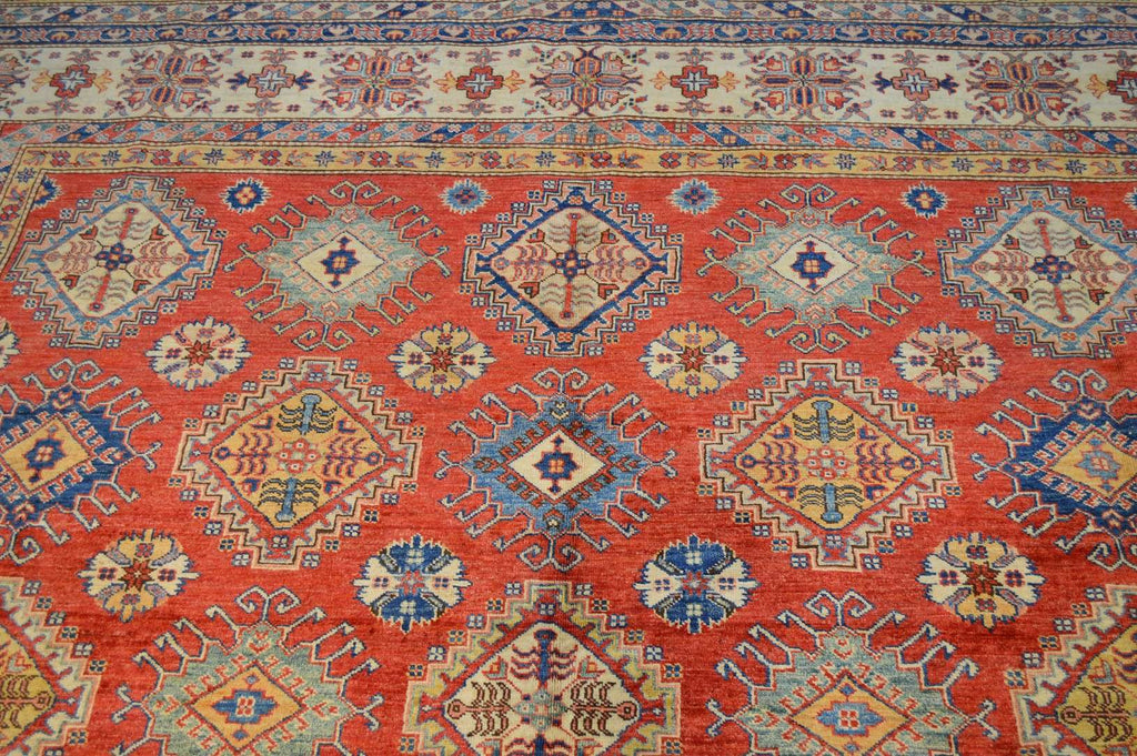 9' 0" x 12' 3" Pakistan Kazak Rug image 4