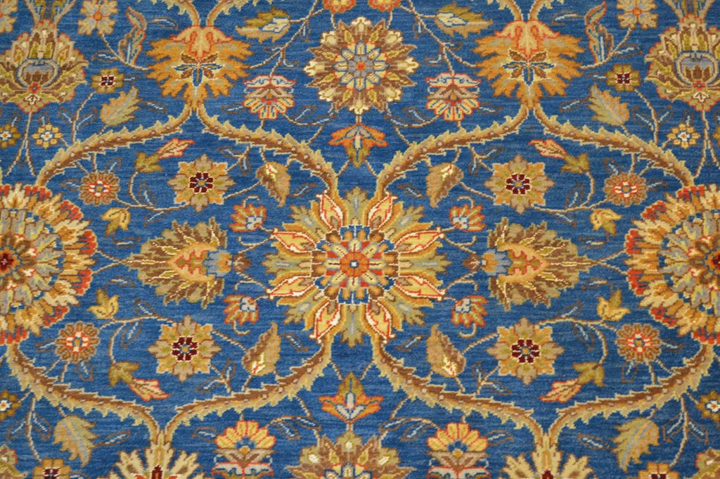 8' 1" x 10' 1" India Agra Rug image 9
