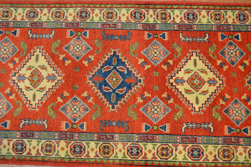 2' 6" x 9' 3" Pakistan Kazak Runner image 9