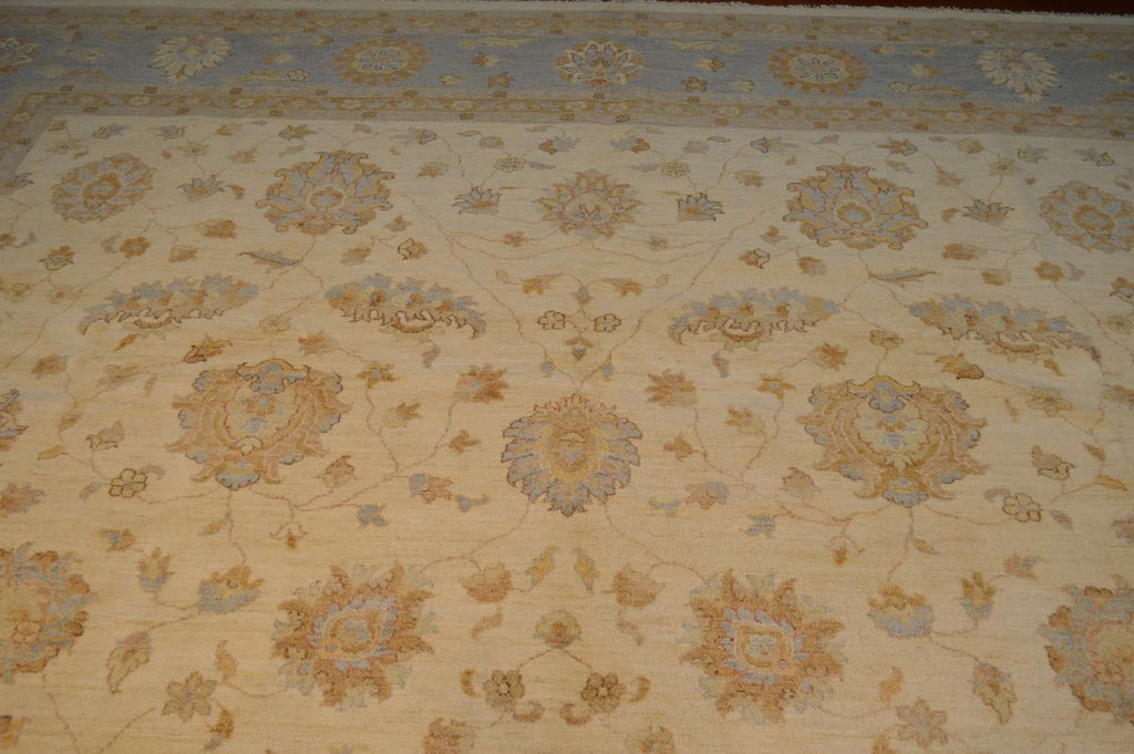 11' 10" x 15' 2" Pakistan Peshawar Rug image 5