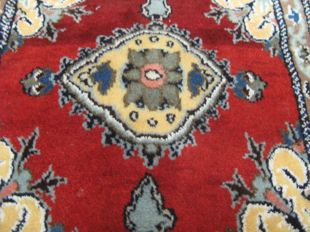 1' 6" x 6' 5" Persian Nain Runner image 4