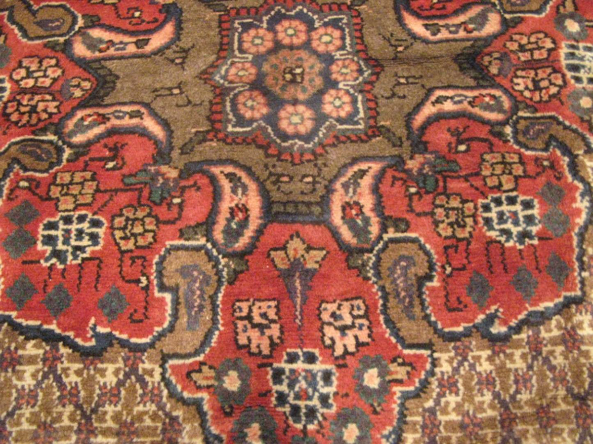 5' 4" x 10' 4" Persian Koliai Rug image 4