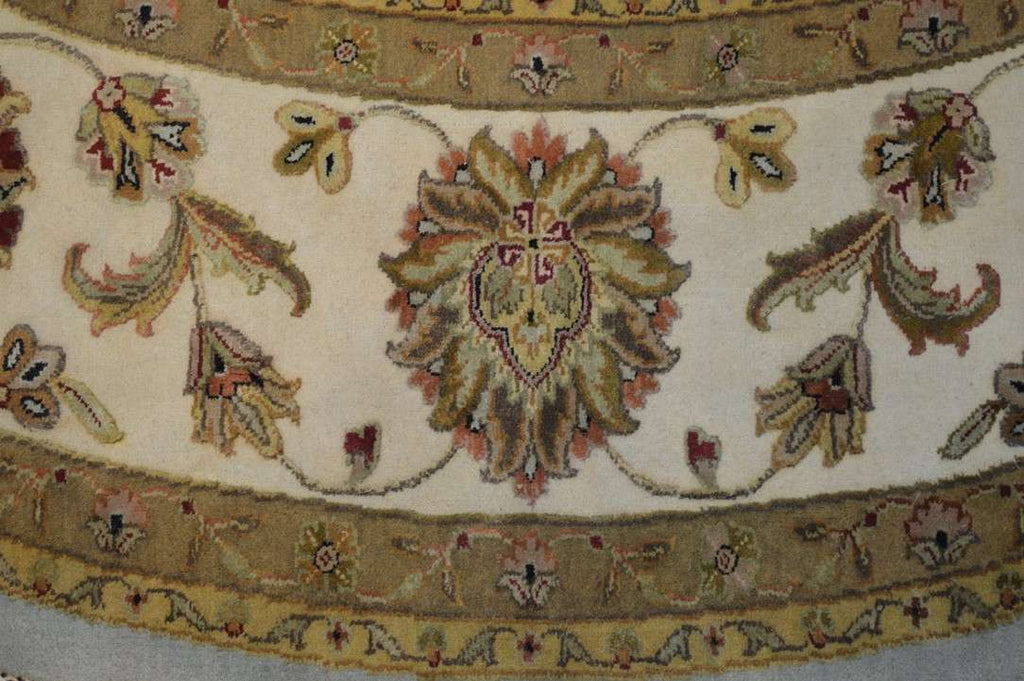 9' 3" x 9' 2" India Jaipur Round Rug image 6