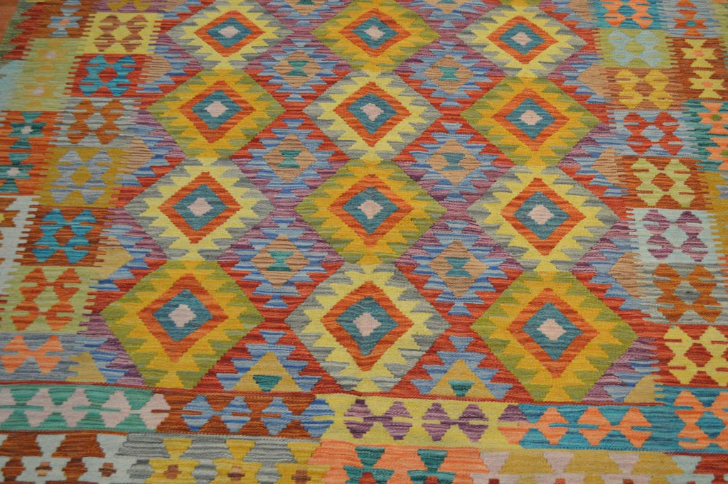5' 7" x 8' 1" India Kilim Rug image 6