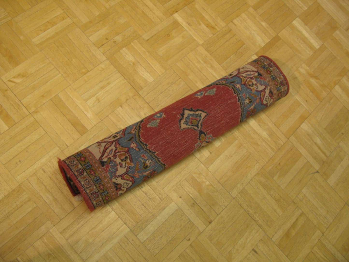 2' 6" x 3' 6" Persian Qum Rug image 6