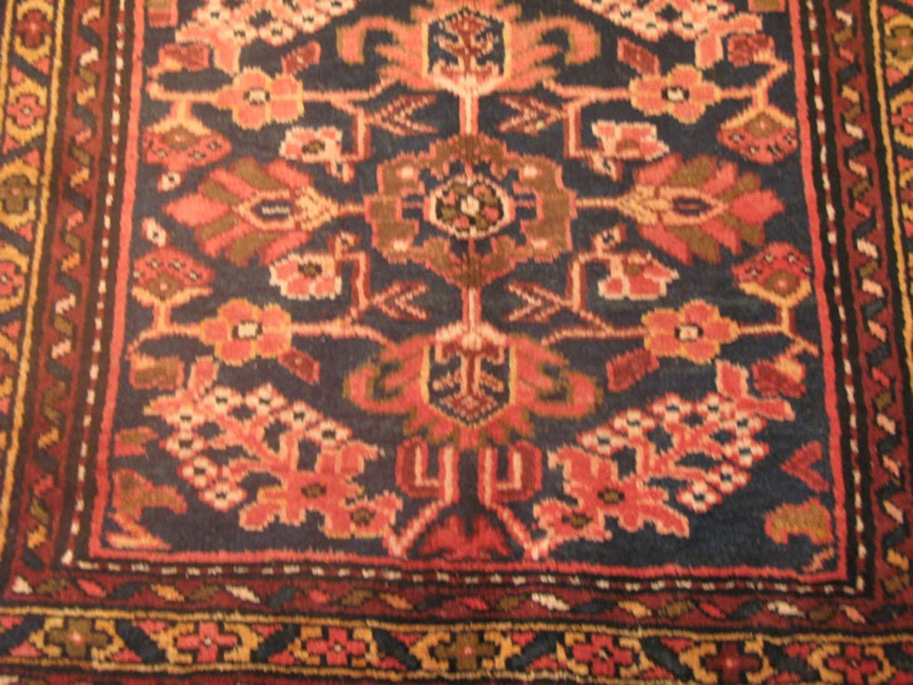 3' 7" x 9' 7" Persian Bakhtiari Runner image 5