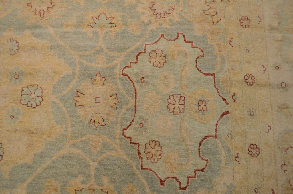 12' 2" x 16' 3" Pakistan Peshawar Rug image 8