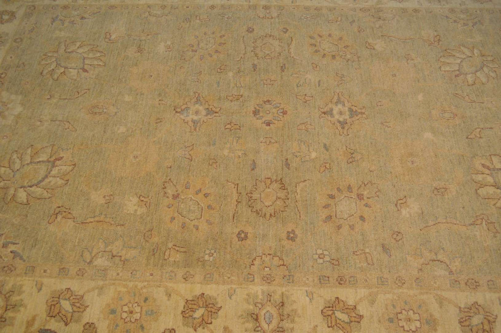6' 0" x 8' 9" Pakistan Peshawar Rug image 7