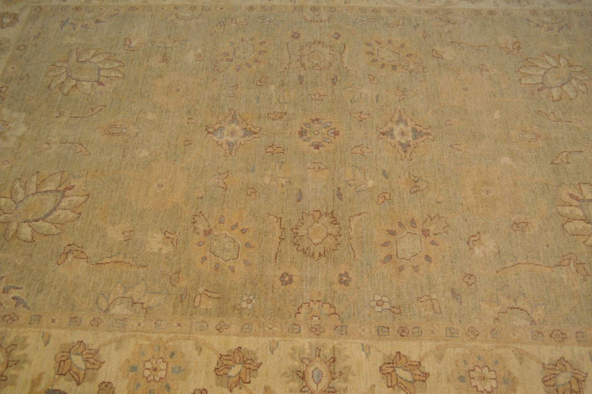 6' 0" x 8' 9" Pakistan Peshawar Rug image 7