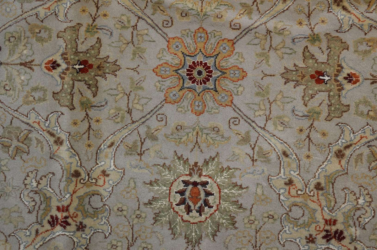 9' 0" x 11' 9" India Agra Rug image 6
