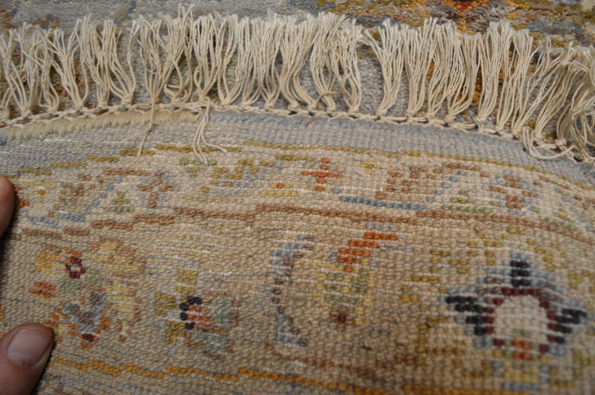7' 8" x 7' 8" India Sultanabad Round Rug image 12