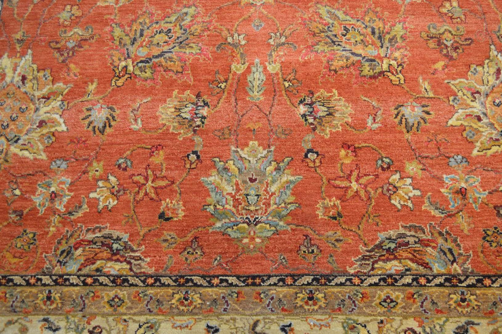 7' 9" x 10' 2" India Sultanabad Rug image 3