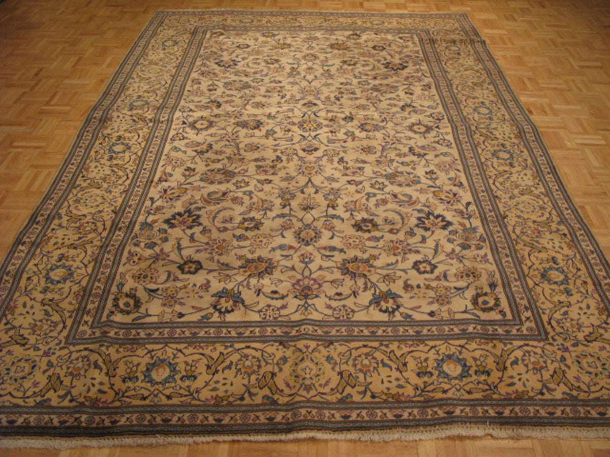 7' 0" x 10' 1" Persian Kashan Rug image 1