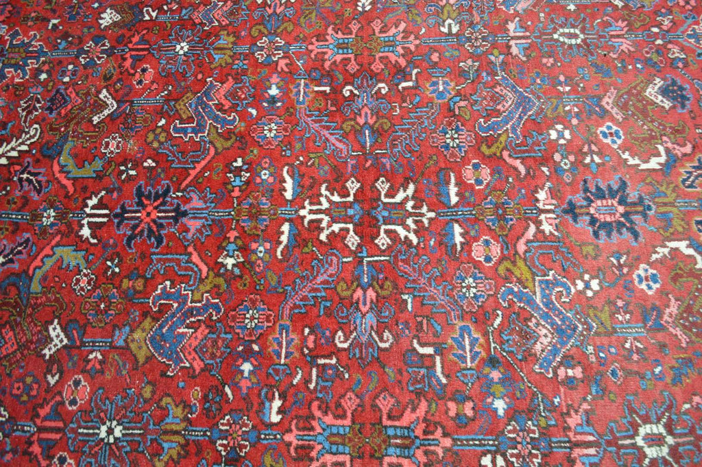 8' 0" x 10' 8" Persian Heriz Rug image 4
