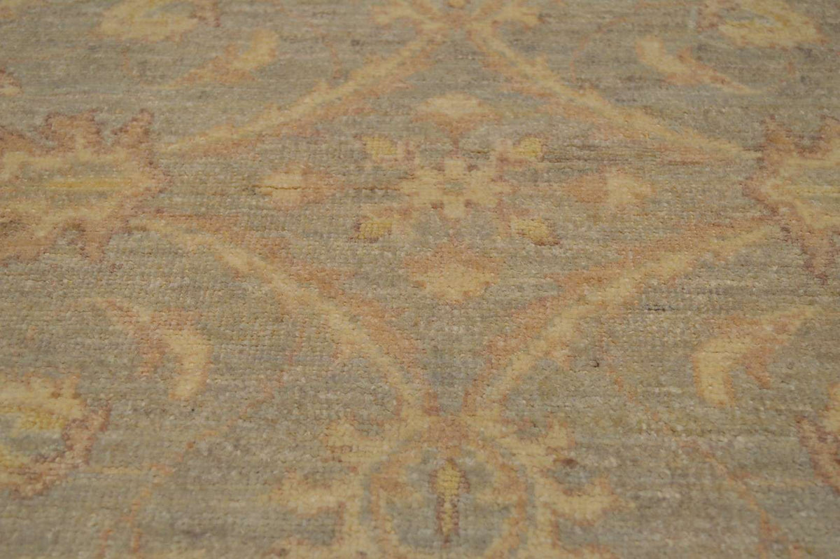 4' 0" x 4' 0" Pakistan Peshawar Round Rug image 7