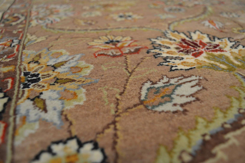 7' 8" x 9' 9" India Agra Rug image 10