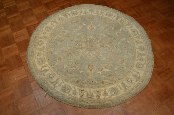 4' 1" x 4' 1" Pakistan Peshawar Round Rug image 1