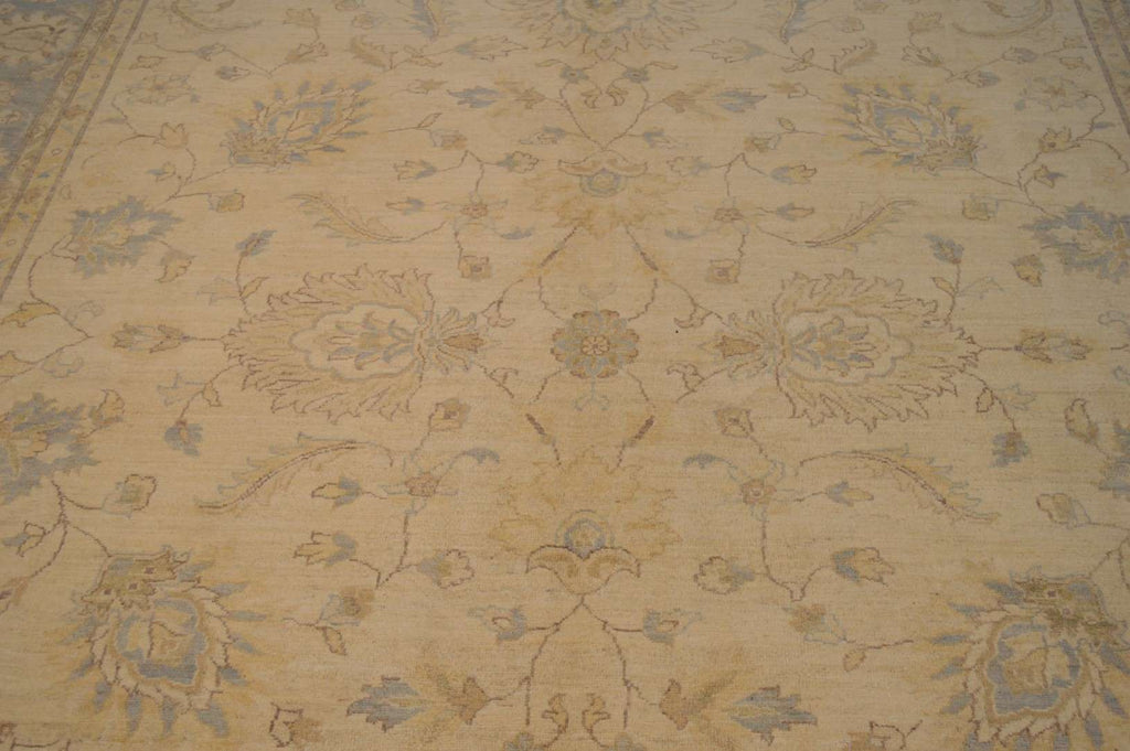 8' 9" x 11' 10" Pakistan Peshawar Rug image 4