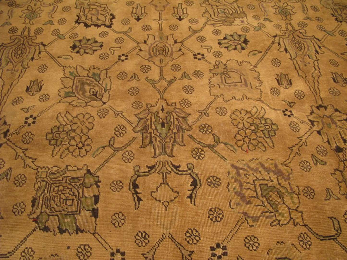 10' 0" x 11' 5" Persian Tabriz Rug image 4