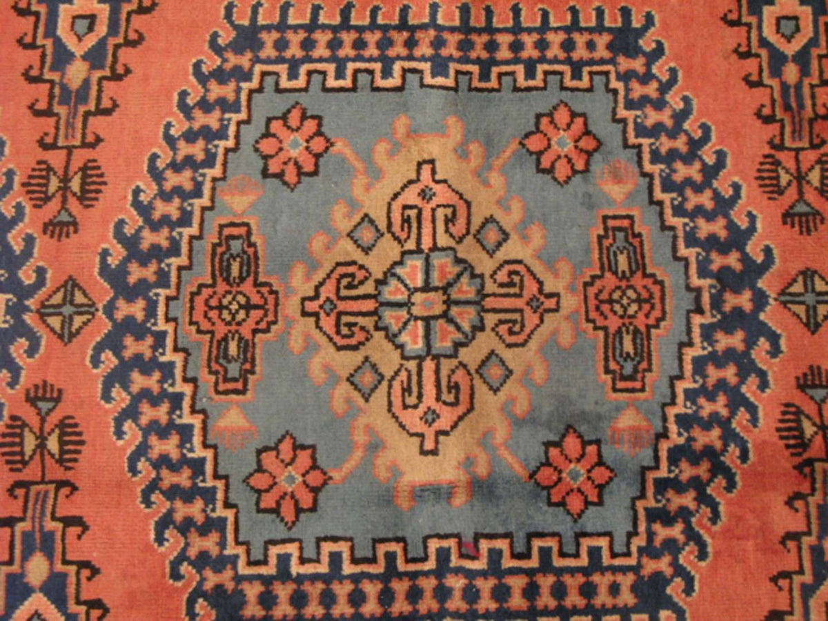 4' 1" x 7' 3" Persian Vis Rug image 8