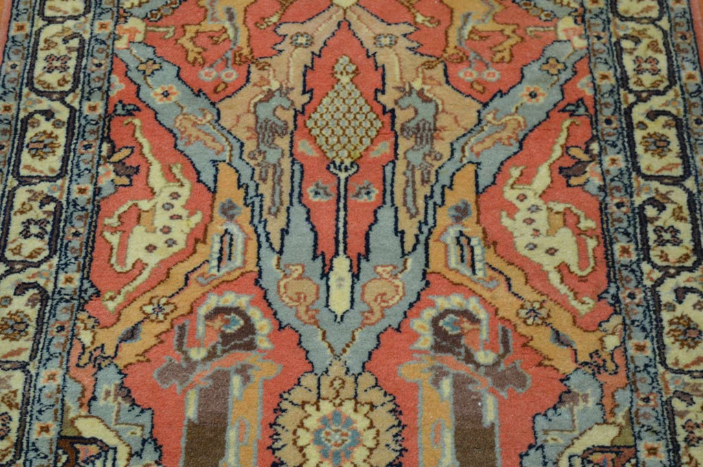 3' 0" x 5' 2" India Tabriz Rug image 7