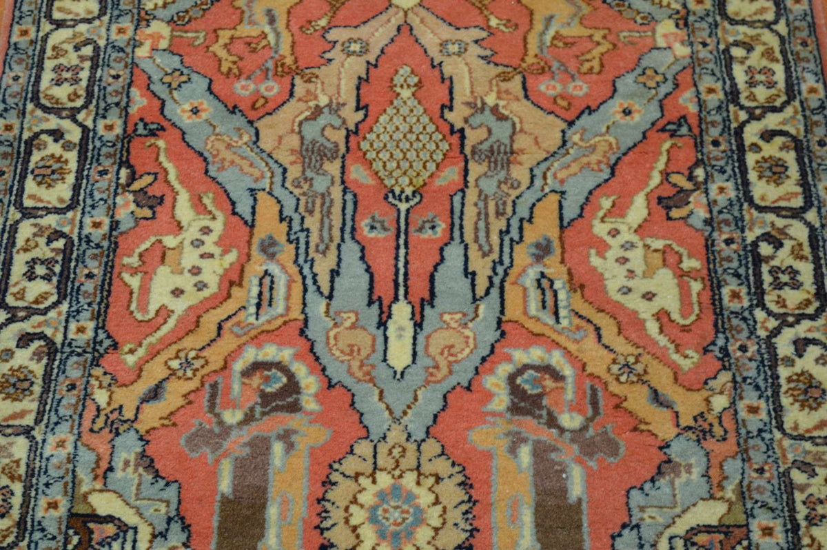 3' 0" x 5' 2" India Tabriz Rug image 7