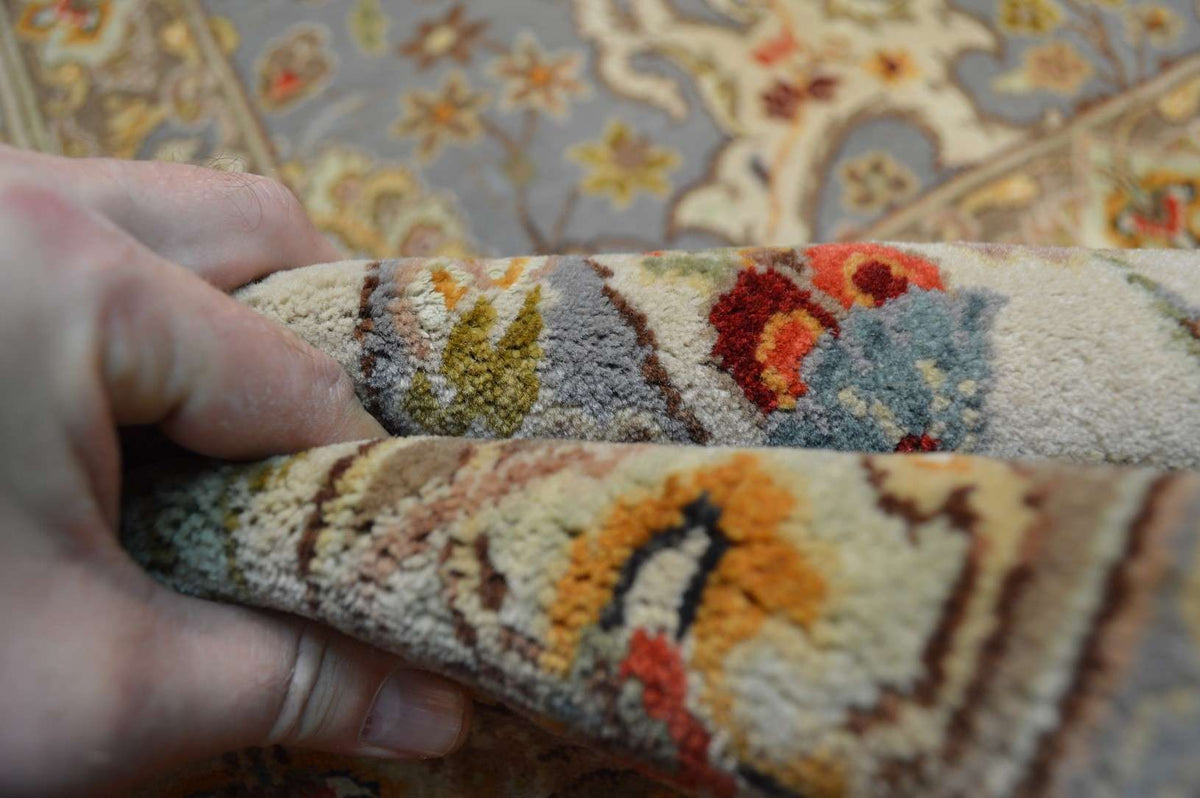 9' 1" x 11' 8" India Sultanabad Rug image 11