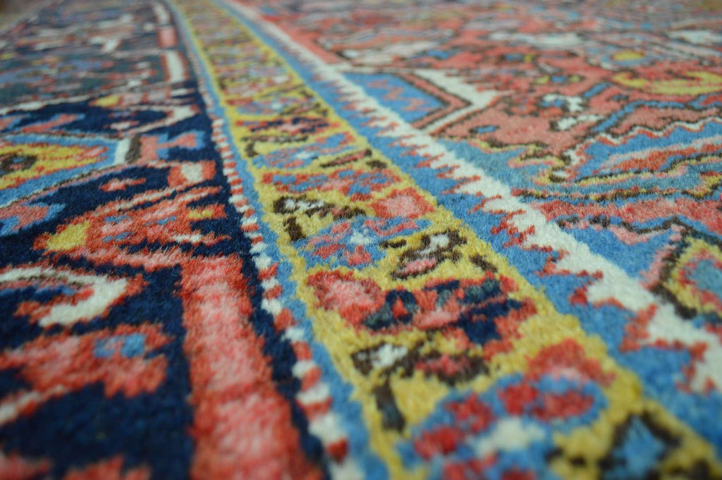 8' 3" x 10' 3" Persian Heriz Rug image 6