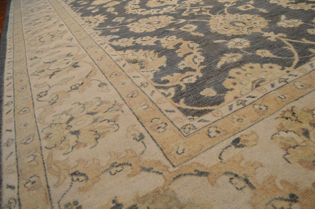 10' 0" x 14' 0" Pakistan Peshawar Rug image 4