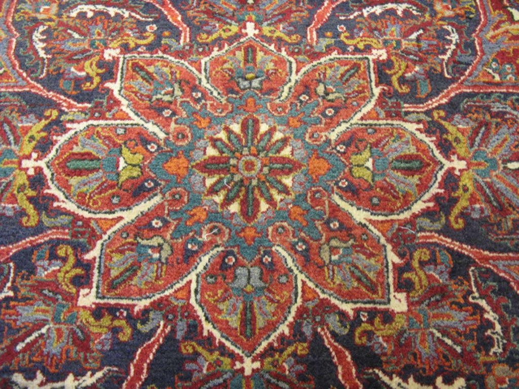 8' 0" x 11' 0" Persian Heriz Rug image 7