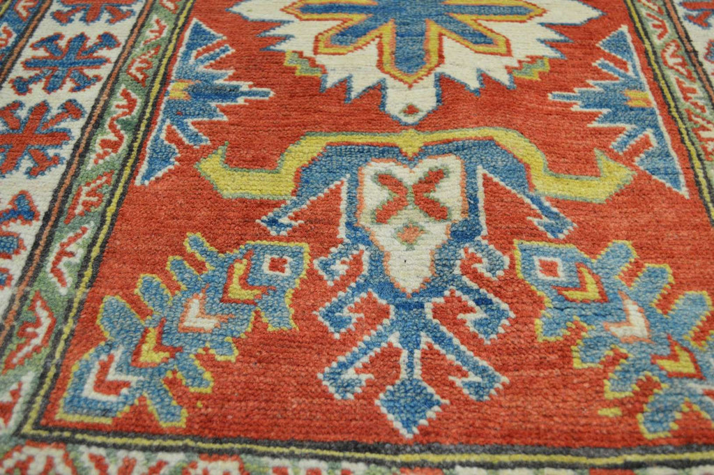2' 8" x 4' 2" Pakistan Kazak Rug image 3