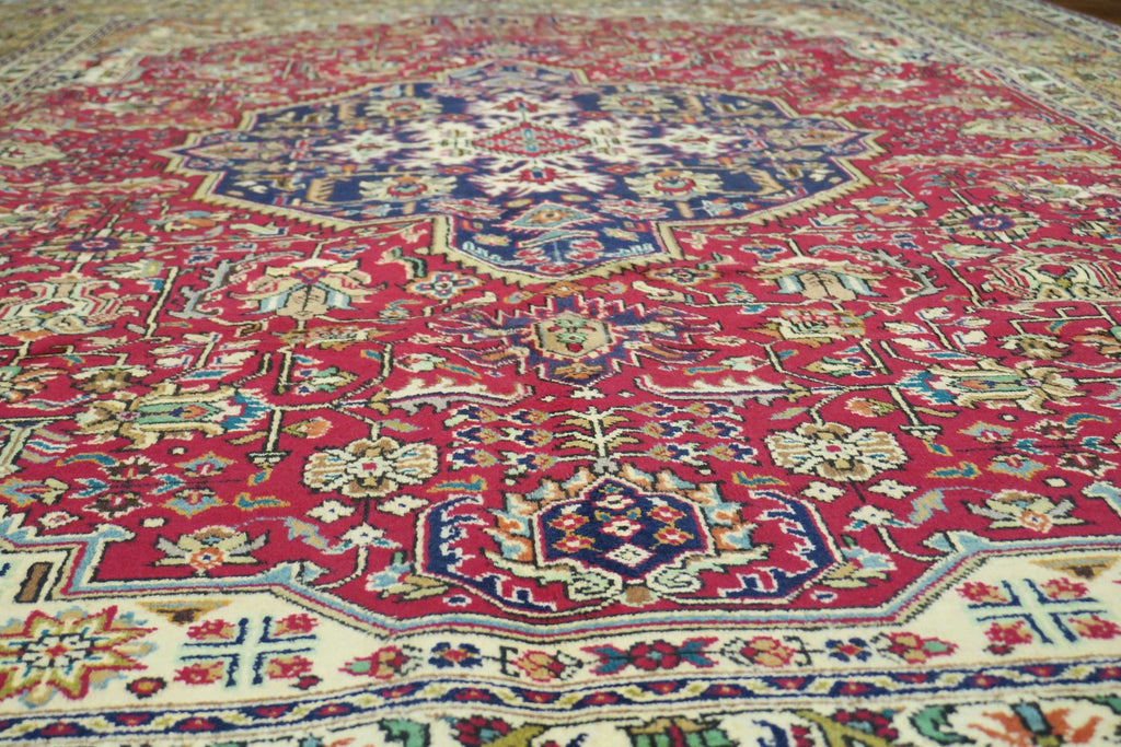 6' 6" x 6' 9" Persian Tabriz Rug image 0