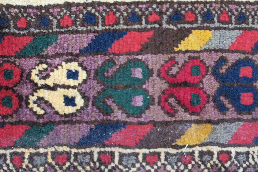3' 9" x 5' 7" Vintage Sirjan Rug image 1