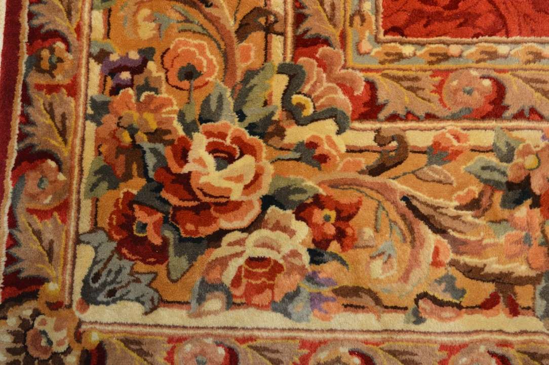 7' 9" x 11' 4" China Tabriz Rug image 9