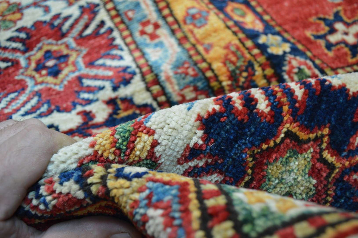 10' 0" x 14' 0" Pakistan Kazak Rug image 10