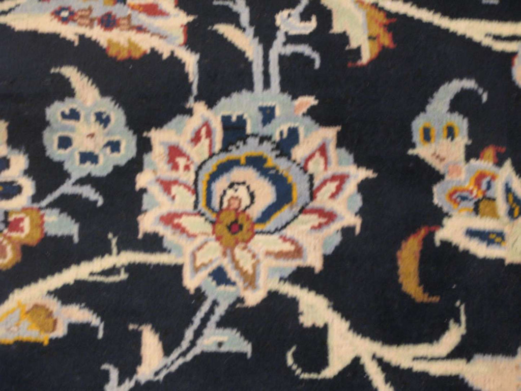 10' 0" x 12' 1" Persian Kashan Rug image 7