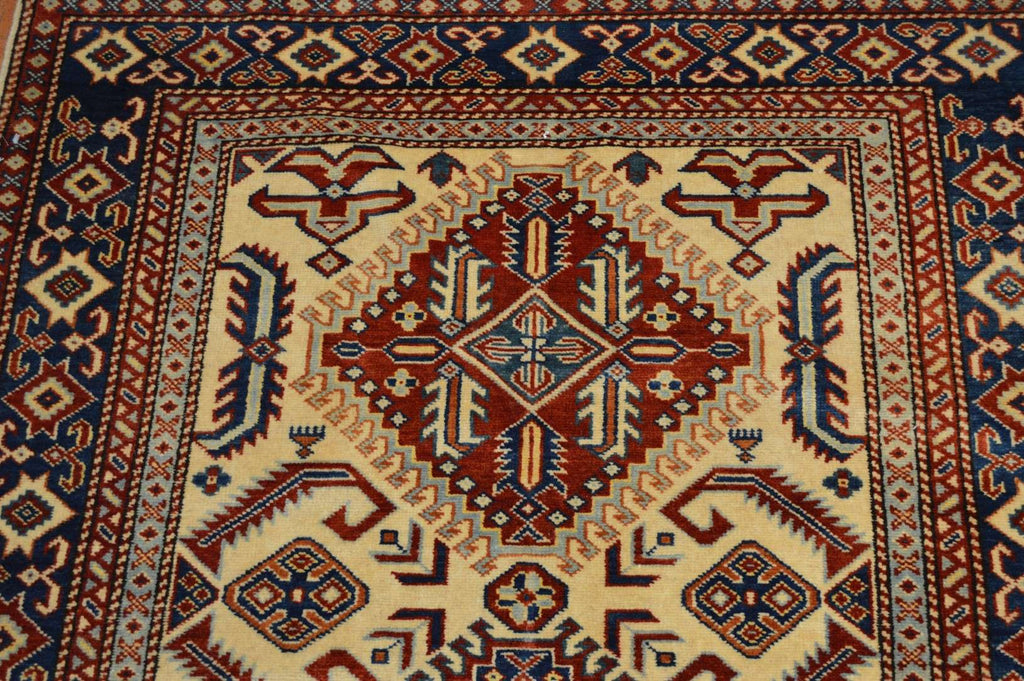 3' 8" x 5' 8" Pakistan Shirvan Rug image 3