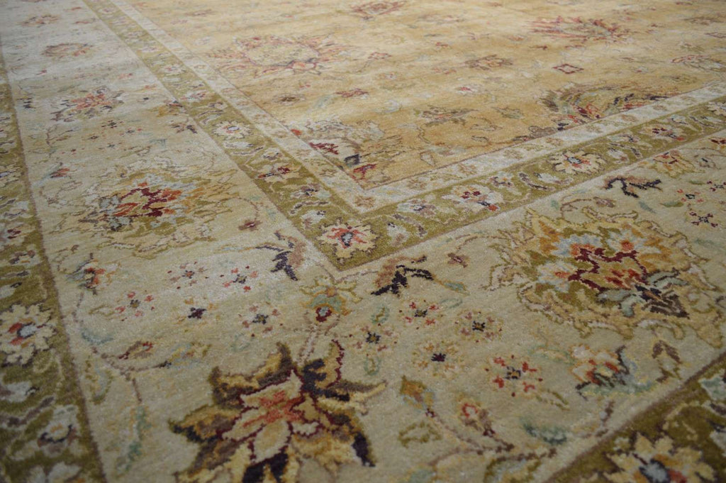 10' 0" x 13' 9" India Sultanabad Rug image 8