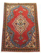 2' 6" x 3' 6" Persian Qum Rug image 0