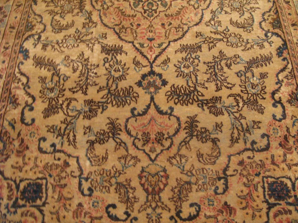 4' 4" x 7' 0" Persian Dabir Rug image 9