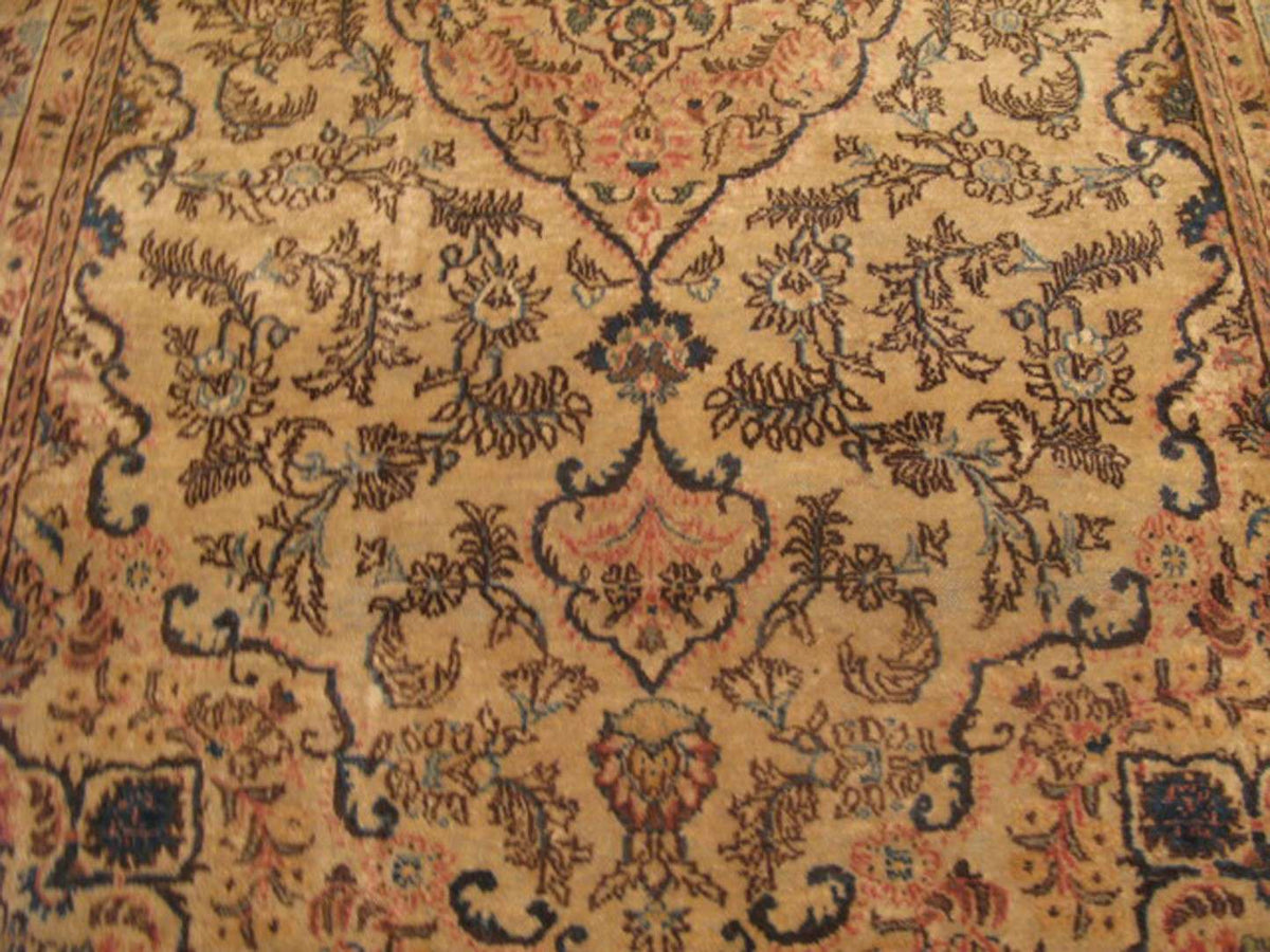 4' 4" x 7' 0" Persian Dabir Rug image 9