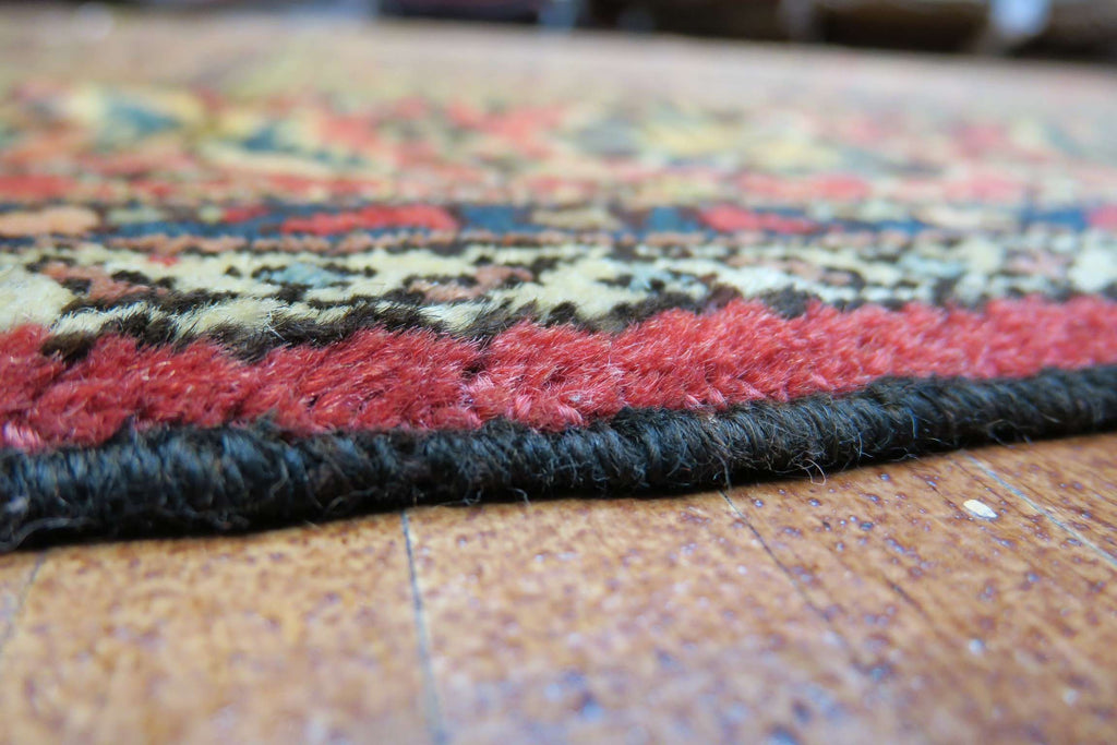 4' 10" x 6' 8" Persian Hamadan Rug image 0