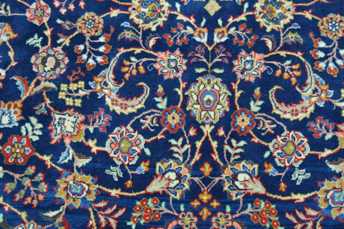 7' 7" x 11' 7" Persian Mashhad Rug image 2