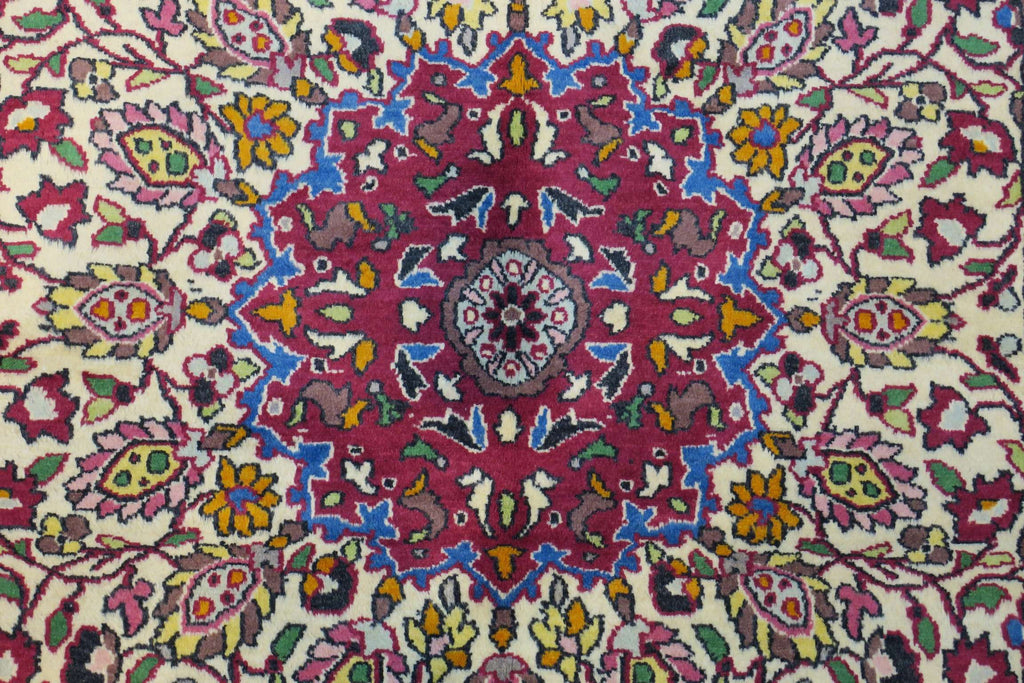 3' 0" x 5' 1" Persian Sarouk Rug image 7