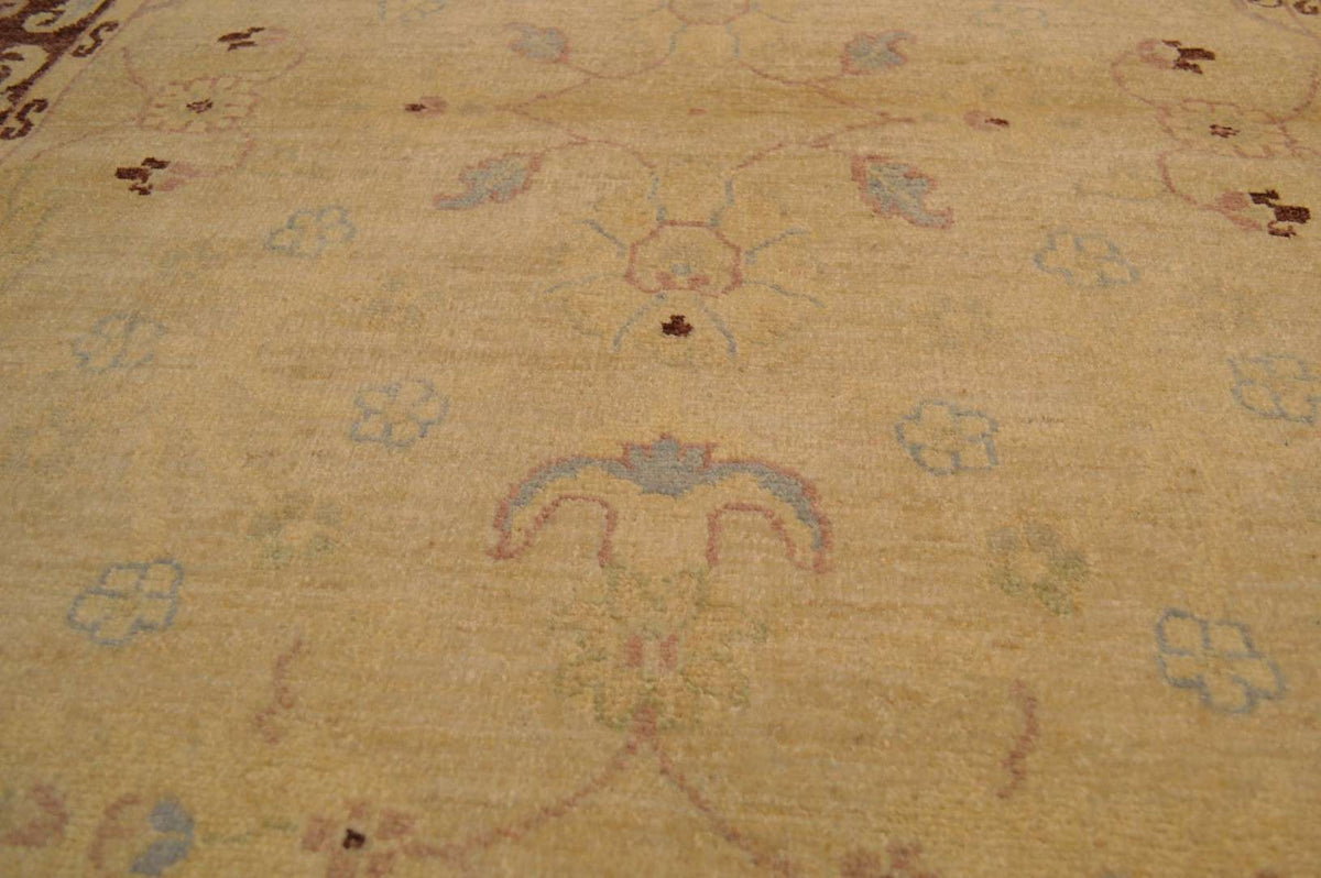 4' 0" x 6' 0" Pakistan Peshawar Rug image 3