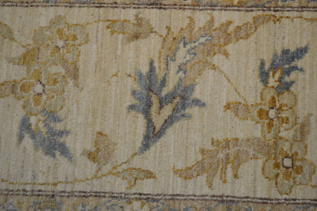 9' 2" x 12' 5" Pakistan Oushak Rug image 5