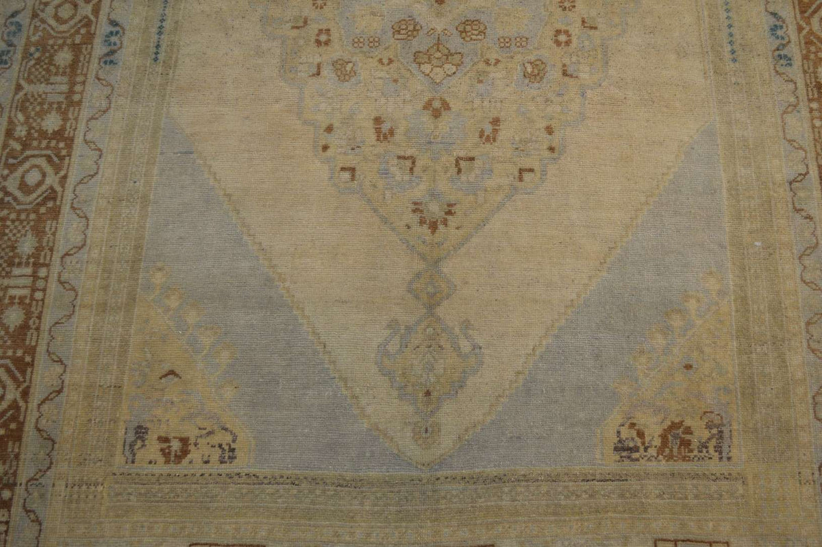 5' 8" x 9' 3" Turkish Oushak Rug image 9