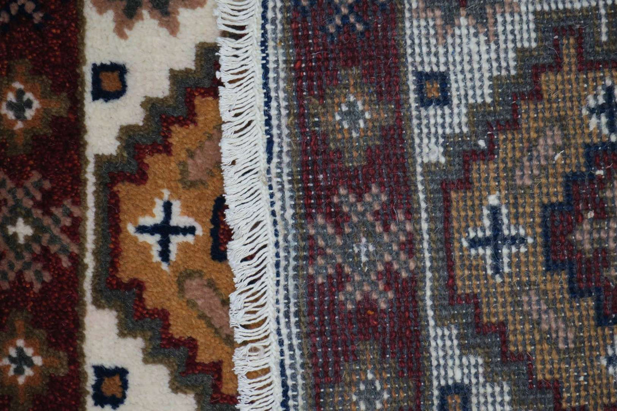 2' 0" x 3' 0" India Kazak Rug image 1