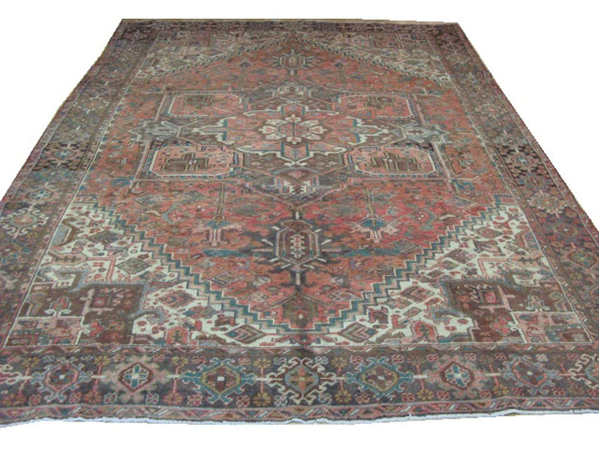 8' 2" x 11' 5" Persian Heriz Rug image 0